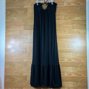 Eyelash Couture Size Large Black Maxi Dress with Tie Neck